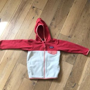 Patagonia lightweight fleece
